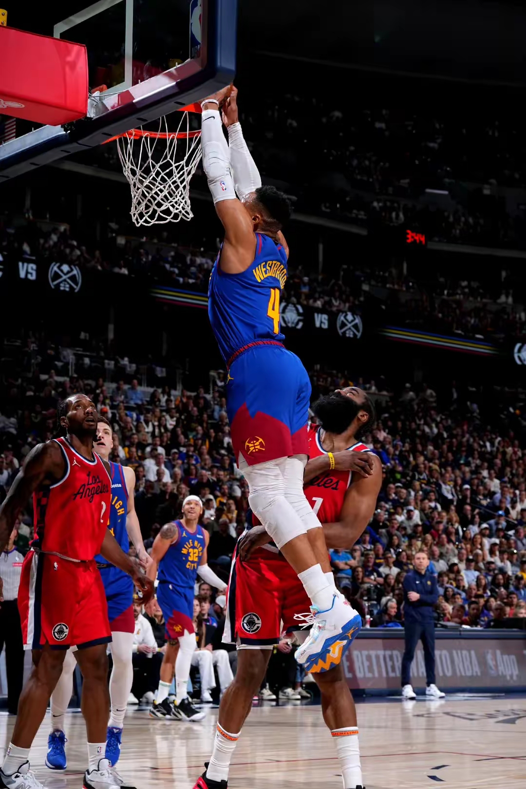 包含洛杉矶快船发布备战花絮,清晨状态回暖,NBA季后赛任务艰巨,临场指挥获称赞的词条 包含洛杉矶快船发布备战花絮,清晨状态回暖,NBA季后赛任务艰巨,临场指挥获称赞的词条