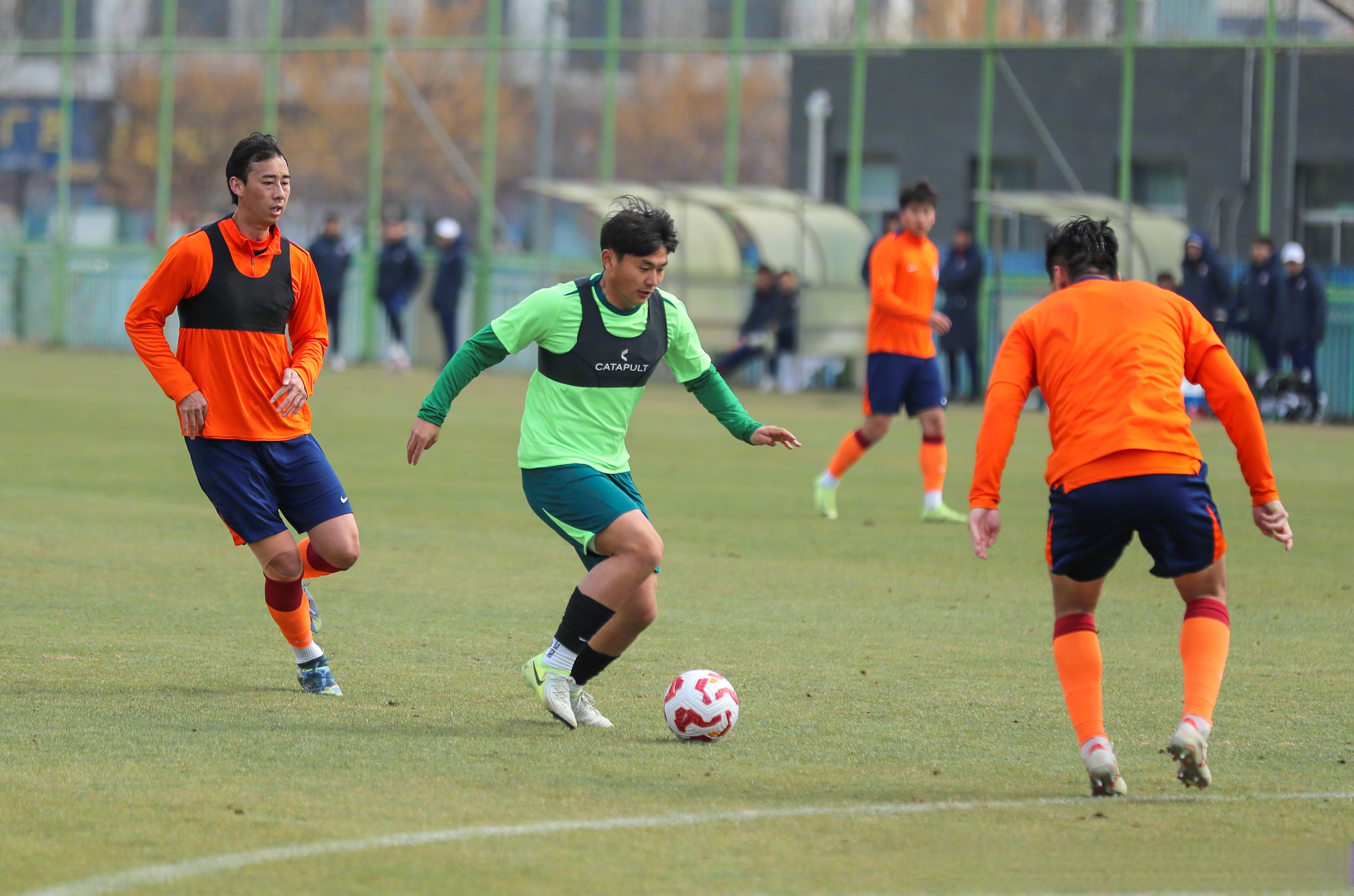 关于赛后体能课后，切尔西篮板制胜备战葡超，底气十足，年轻球员得到机会的信息-开云体育官网